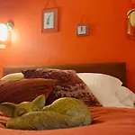 Hotel L'escoundillou 2*