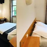Hotel L'escoundillou 2*