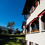 L'escoundillou Hotel 2*