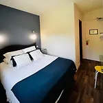Hotel L'escoundillou 2*
