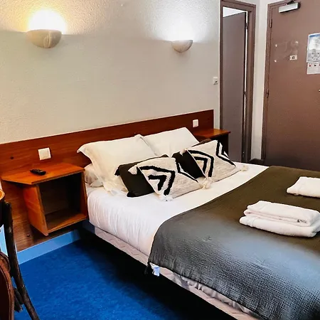 Hotel L'escoundillou 2*