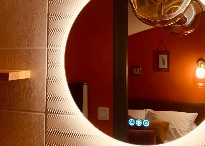 Отель L'escoundillou