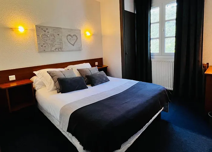 Отель L'escoundillou 2*