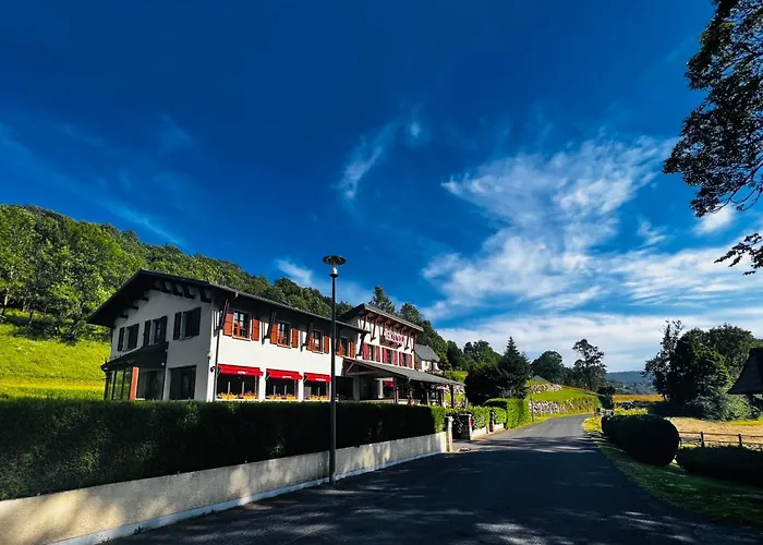 Hotel L'escoundillou 2*