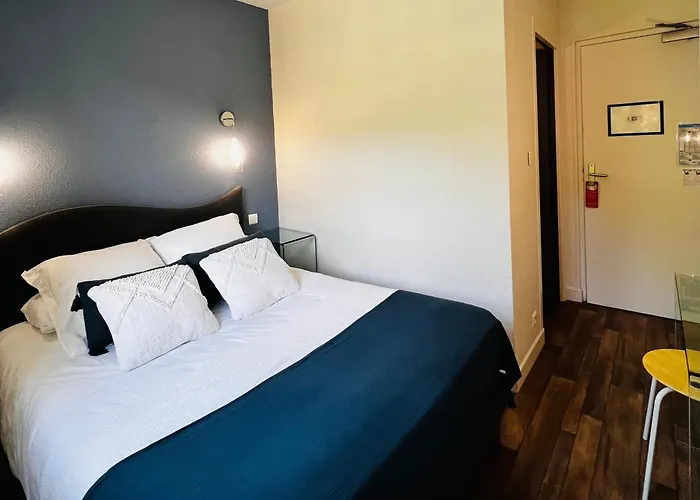 Отель L'escoundillou 2*